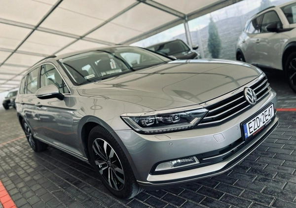 Volkswagen Passat cena 46900 przebieg: 225000, rok produkcji 2015 z Radom małe 781